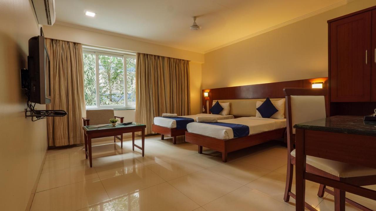 Magnus Riverside Kalyani Nagar Пюн Екстериор снимка