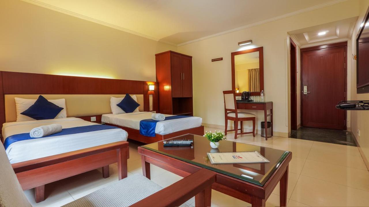 Magnus Riverside Kalyani Nagar Пюн Екстериор снимка